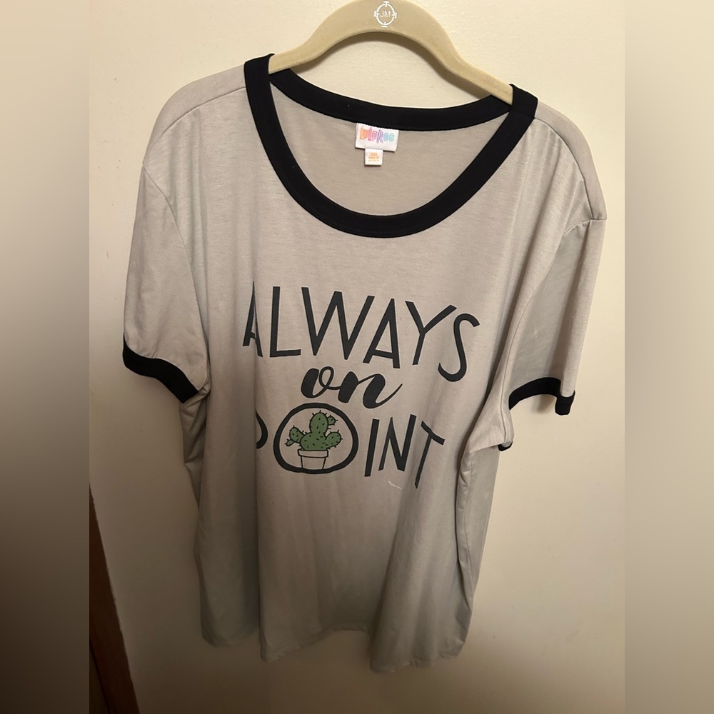 Lula Roe Liv graphic tee, like new, sz 3x, fits true